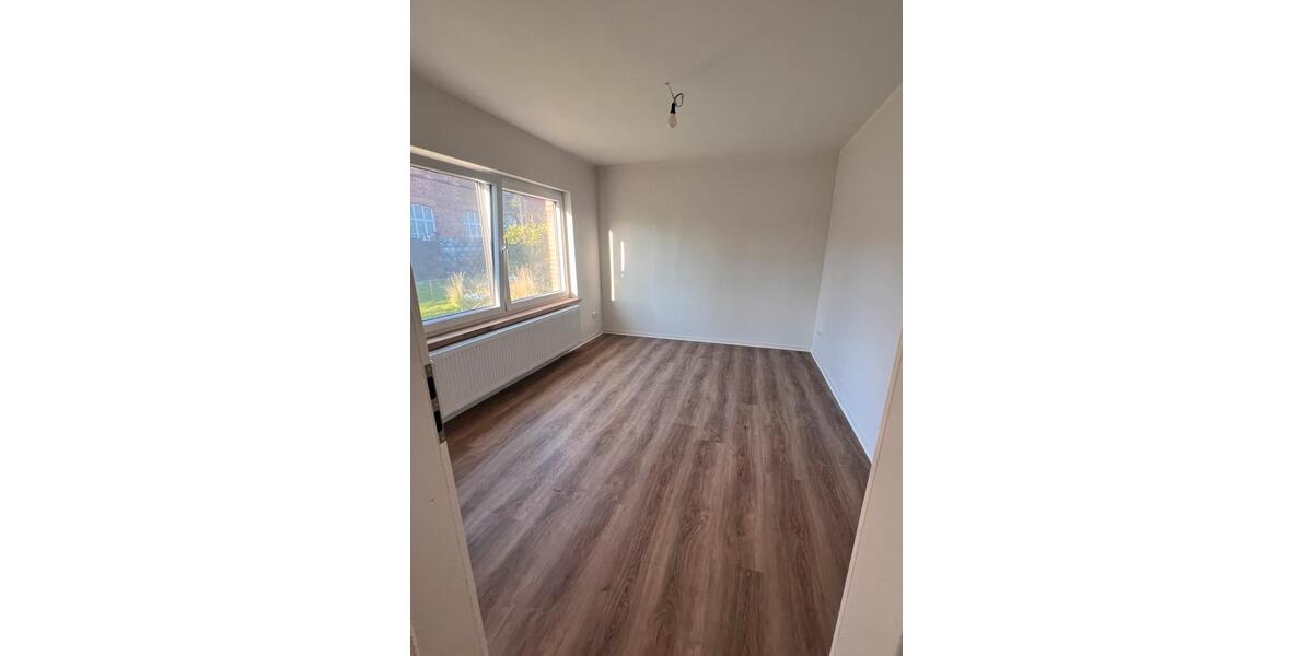 Erdgeschoßwohnung Ihlow - 1 Zimmer, 2 m&sup2;, 390&euro; | Angebot:26692407