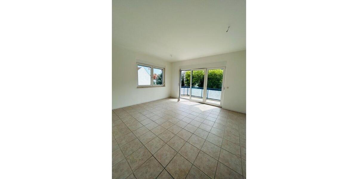Etagenwohnung Bernburg (Saale) - 2 Zimmer, 62 m&sup2;, 400&euro; | Angebot:26660645
