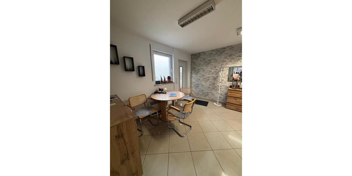 Gewerbeobjekt Durmersheim - 700&euro; | Angebot:25103352