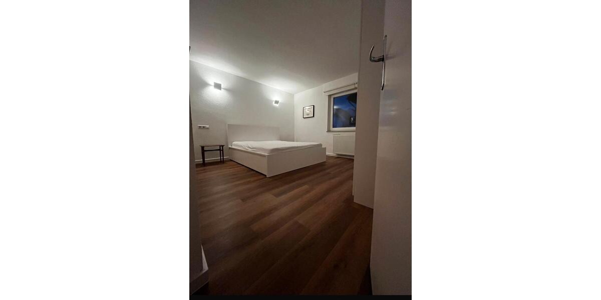 Etagenwohnung Fellbach - 3 Zimmer, 70 m&sup2;, 1.200&euro; | Angebot:25181057