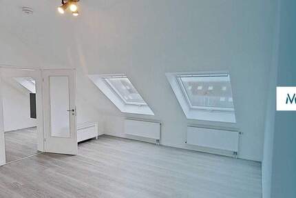 **Gemütliche 1,5-Zimmer-Dachgeschosswohnung mit EBK und Badewanne** 1 zimmer