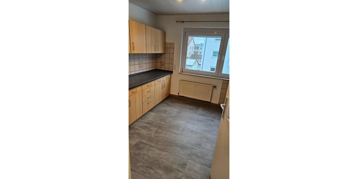 Etagenwohnung Heubach - 3 Zimmer, 76 m&sup2;, 800&euro; | Angebot:24600167