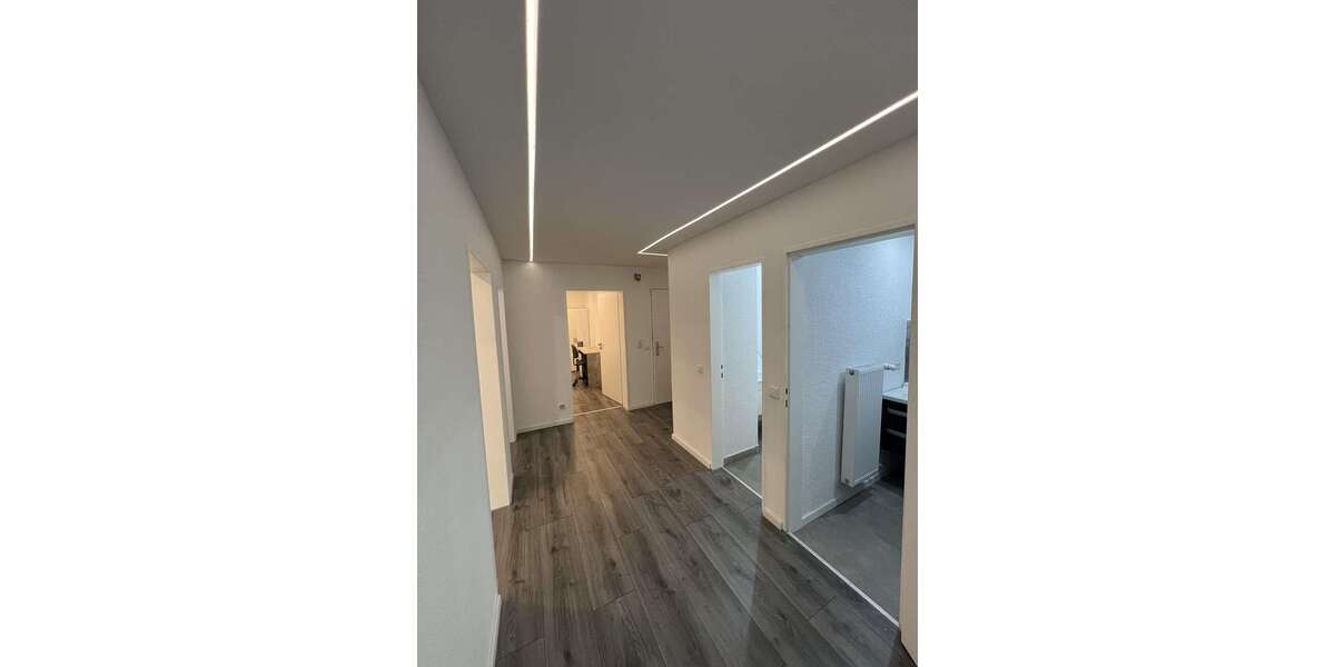 Etagenwohnung Mannheim - 4 Zimmer, 85 m&sup2;, 500&euro; | Angebot:27031303
