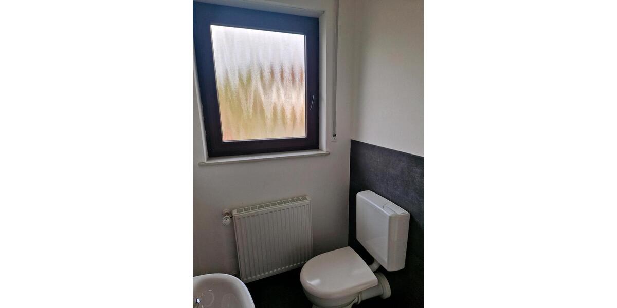 Erdgeschoßwohnung Hargesheim - 5 Zimmer, 136 m&sup2;, 1.260&euro; | Angebot:26221498