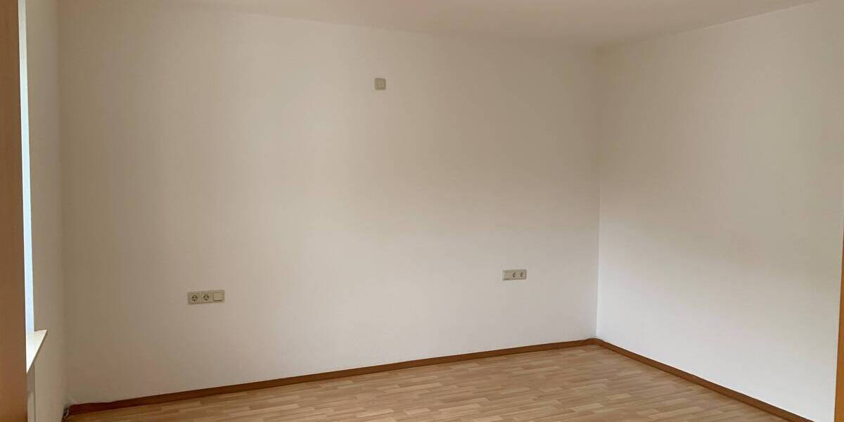 Etagenwohnung Backnang - 2 Zimmer, 47 m&sup2;, 665&euro; | Angebot:25662415