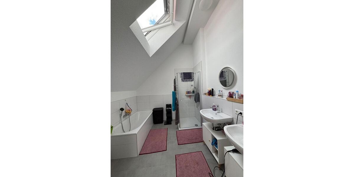 Doppelhaushälfte Karlsruhe Neureut - 5 Zimmer, 155 m&sup2;, 2.600&euro; | Angebot:26586293