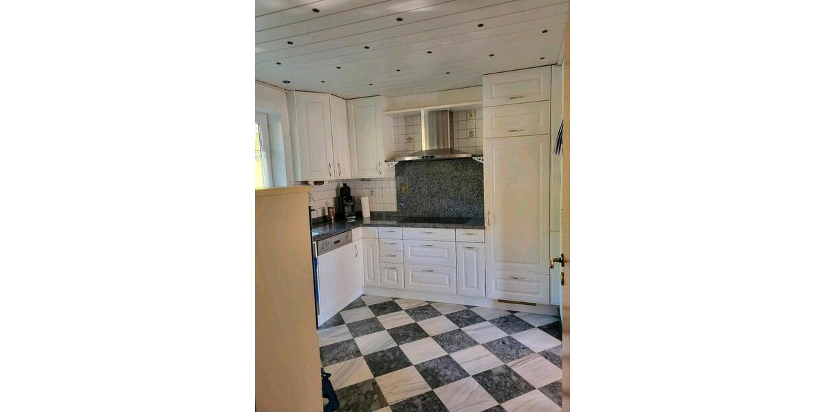 Einfamilienhaus Waldshut-Tiengen Tiengen - 5.5 Zimmer, 155 m&sup2;, 1.450&euro; | Angebot:26502570