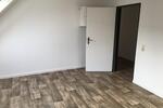 Schöne helle Dachgeschoss Wohnung mit neuem Bad in Bodenwerder 3 zimmer