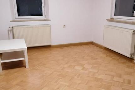 Zimmer in 3er Studenten WG in Rottenburg 1 zimmer