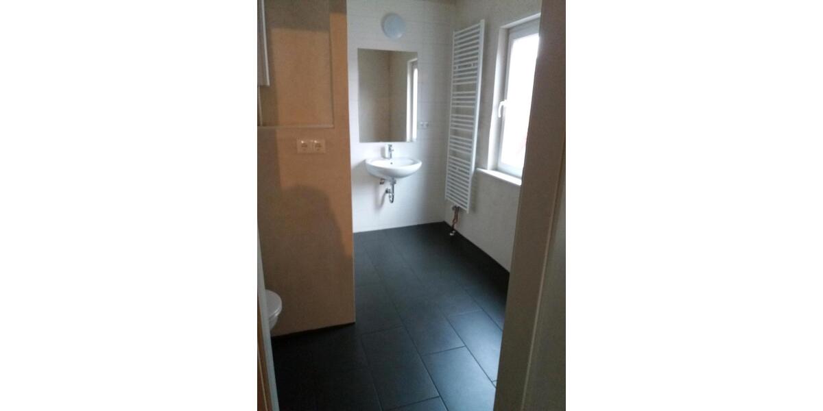 Dachgeschoßwohnung Ilmenau - 1.5 Zimmer, 48 m&sup2;, 330&euro; | Angebot:25044461