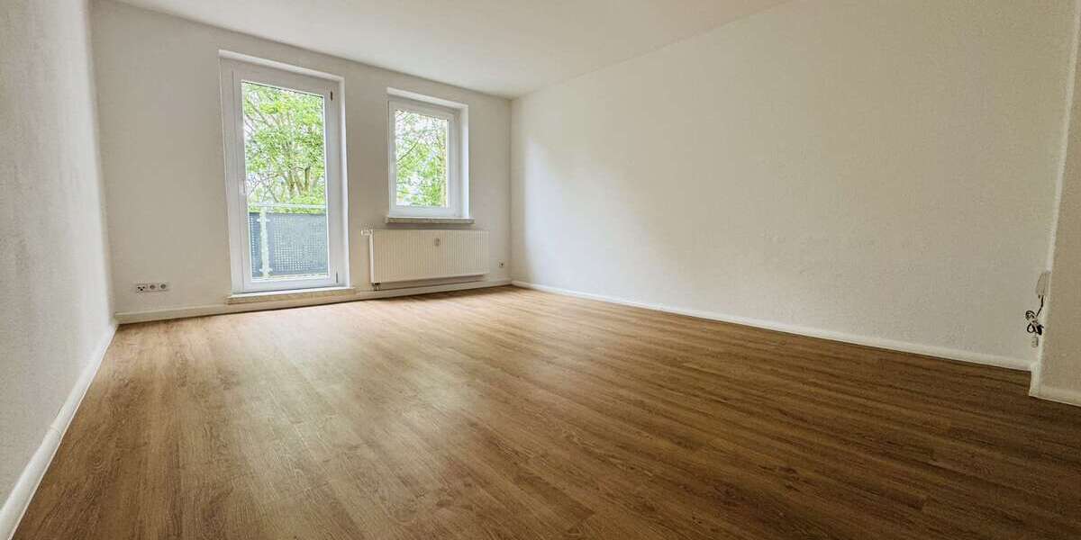 Etagenwohnung Chemnitz Lutherviertel - 4 Zimmer, 89 m&sup2;, 655&euro; | Angebot:27291744
