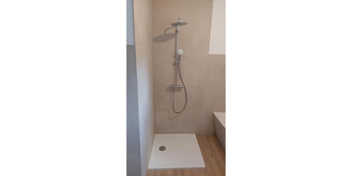 Etagenwohnung Barntrup - 2 Zimmer, 82 m&sup2;, 600&euro; | Angebot:26428246