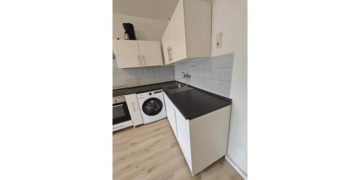 Wohnen auf Zeit Düsseldorf Düsseltal - 1 Zimmer, 20 m&sup2;, 670&euro; | Angebot:25996483