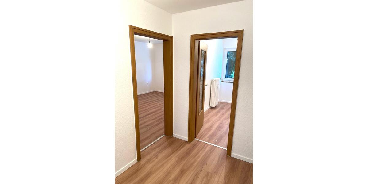 Etagenwohnung Duisburg Duisburg-Mitte - 2 Zimmer, 61 m&sup2;, 520&euro; | Angebot:24678840