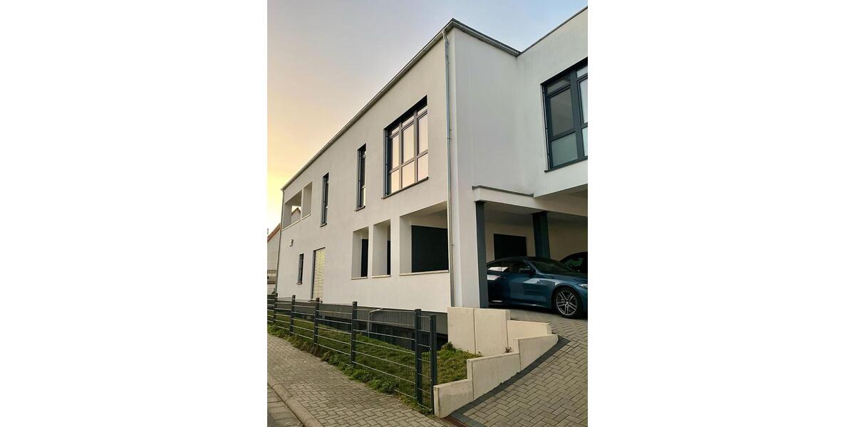 Etagenwohnung Großwallstadt - 4 Zimmer, 174 m&sup2;, 1.650&euro; | Angebot:25342133