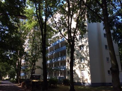 Teilrenovierte 3-Zimmerwohnung mit Balkon im Hammarskjöldring!