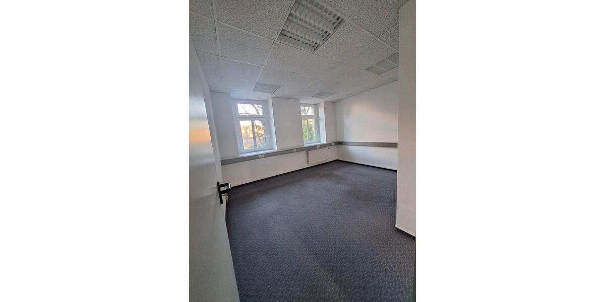 Gewerbeobjekt Niederwiesa - 10&euro; | Angebot:24447096