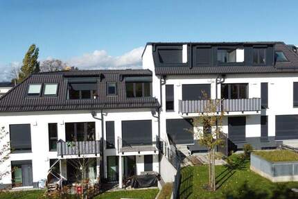 Elegantes, neuwertiges Appartment mit Balkon und Einbauküche! 1 zimmer