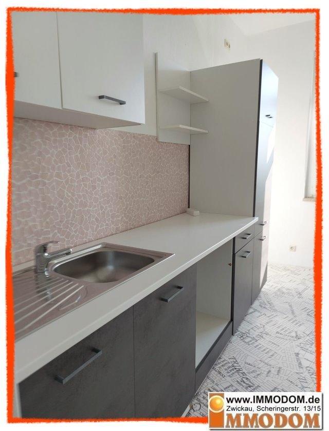 +++ Kleine gemütliche 2-Zi.-Wohnung mit Küchenmöbel in ländlicher Idylle und dennoch zentral +++ zimmer