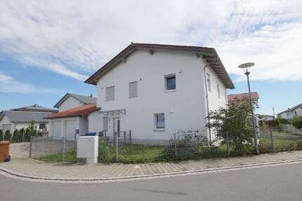 Haus zum Mieten in Aiterhofen 775 € 79.77 m²