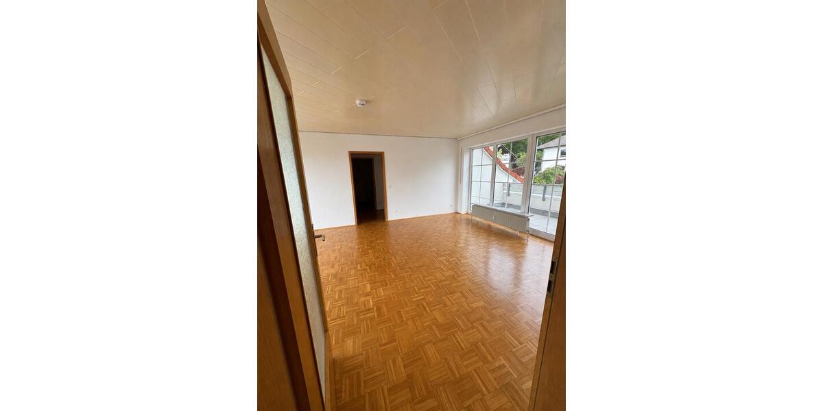 Dachgeschoßwohnung Hann. Münden - 3 Zimmer, 83 m&sup2;, 1.250&euro; | Angebot:26511930