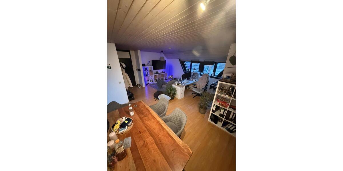 Dachgeschoßwohnung Heiligenhaus - 1 Zimmer, 55 m&sup2;, 490&euro; | Angebot:25221195