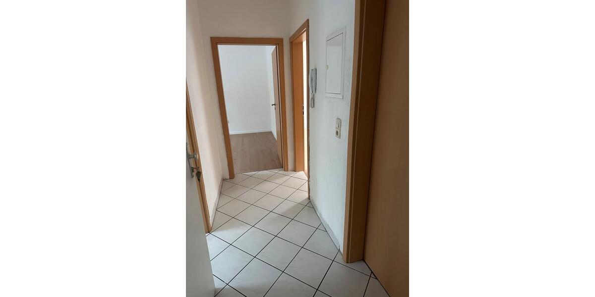 Erdgeschoßwohnung Rottenburg am Neckar - 3 Zimmer, 70 m&sup2;, 900&euro; | Angebot:25057551