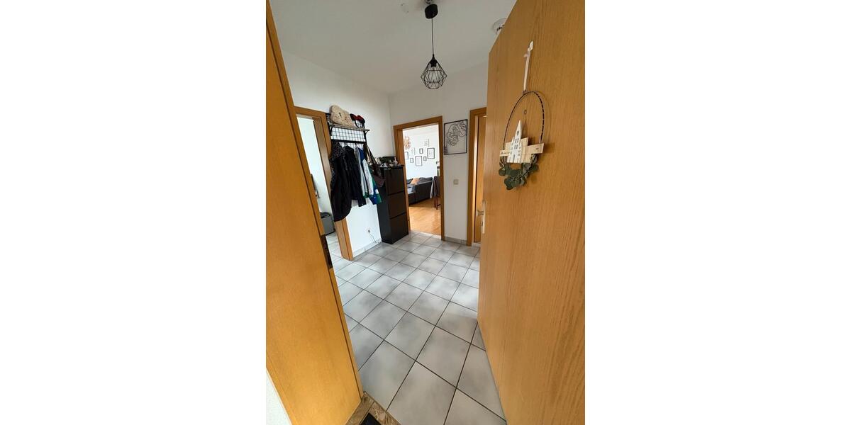 Etagenwohnung Alzey - 2 Zimmer, 65 m&sup2;, 766&euro; | Angebot:26621562
