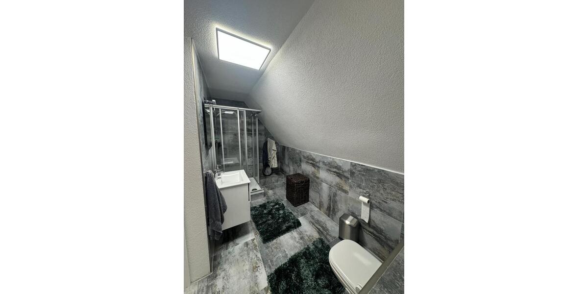 Einfamilienhaus Knüllwald - 5 Zimmer, 160 m&sup2;, 1.250&euro; | Angebot:26564672