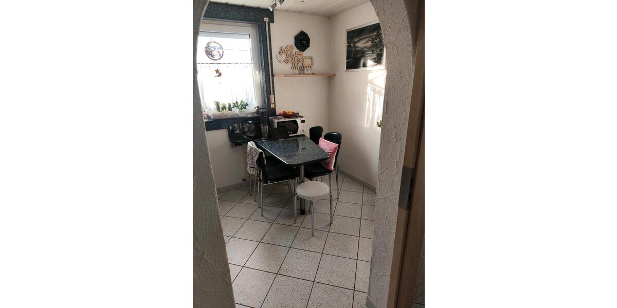 3-Zi-Wohnung (138m²) Garten & Wellness Inklusivmiete (mit Strom) 3 zimmer