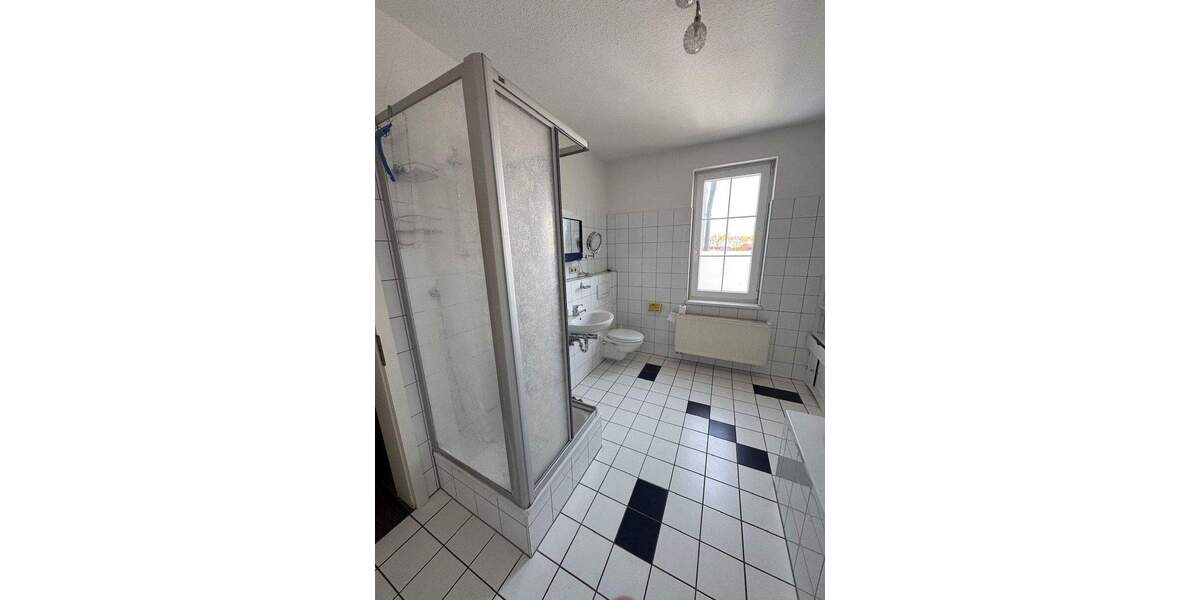 Etagenwohnung Gotha - 3 Zimmer, 94 m&sup2;, 658&euro; | Angebot:25819638