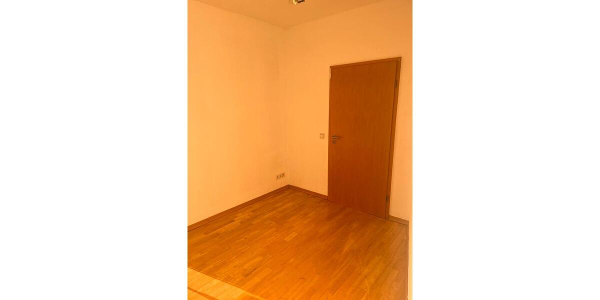 Etagenwohnung Beckingen - 2 Zimmer, 78 m&sup2;, 900&euro; | Angebot:24742616