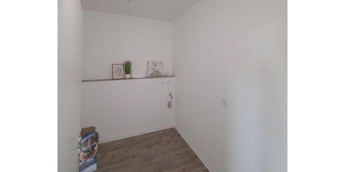 Etagenwohnung Magdeburg Neu Olvenstedt - 2 Zimmer, 55 m&sup2;, 369&euro; | Angebot:26817033