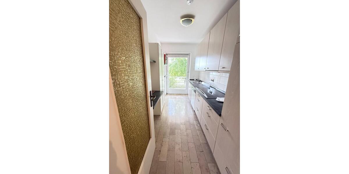 82 m² Erdgeschosswohnung mit Balkon & EBK in ruhiger Lage 2 zimmer