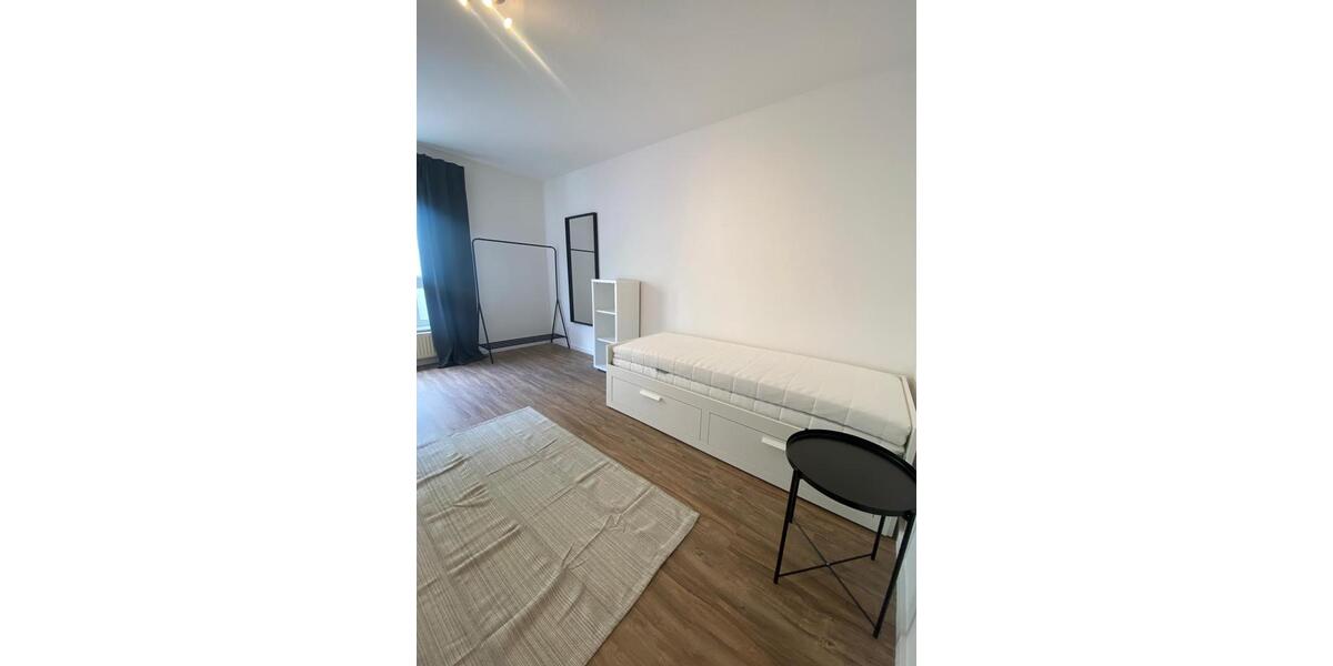 Erdgeschoßwohnung Kaiserslautern Betzenberg - 1 Zimmer, 23 m&sup2;, 550&euro; | Angebot:25422724