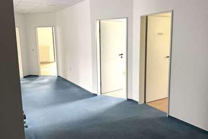 Büro in Osterburg 675 € 150 m² zimmer