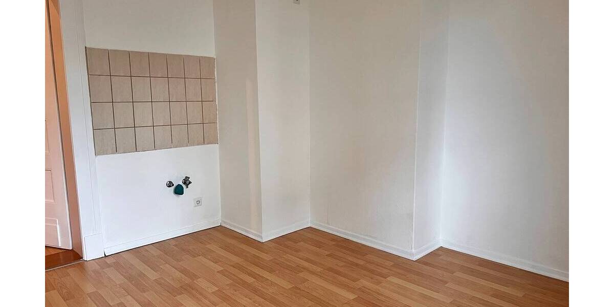 Etagenwohnung Plauen Westend - 2 Zimmer, 48 m&sup2;, 228&euro; | Angebot:26308233