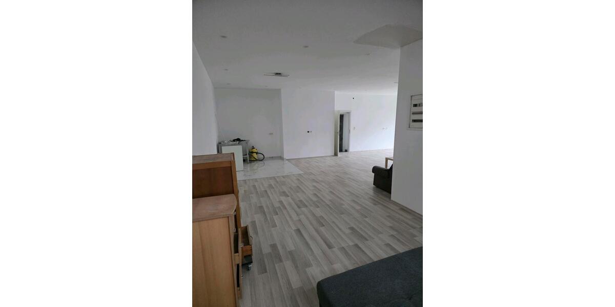 Etagenwohnung Bechhofen - 2 Zimmer, 100 m&sup2;, 600&euro; | Angebot:24836962