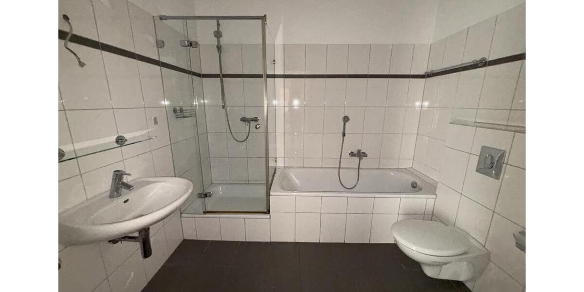 Etagenwohnung Bargteheide - 3 Zimmer, 120 m&sup2;, 1.395&euro; | Angebot:23032224