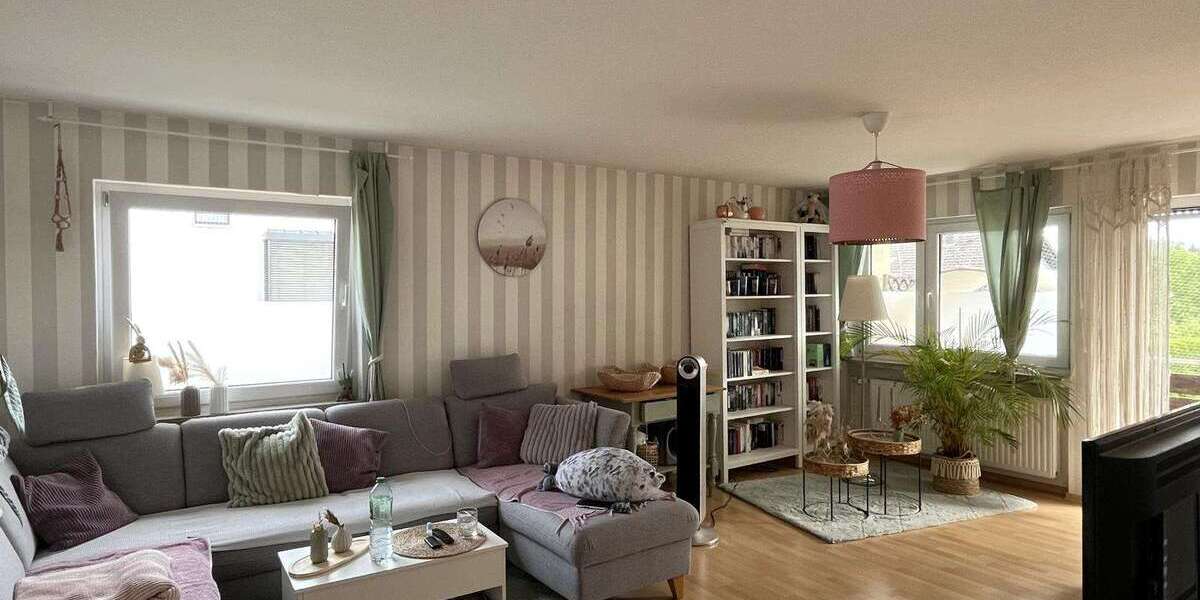 Etagenwohnung Freudenstadt - 3.5 Zimmer, 89 m&sup2;, 720&euro; | Angebot:27359131
