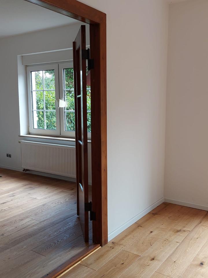 Geräumige ZweiraumWohnung im EG mit großem Garten und Stellplatz