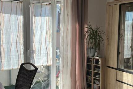 Wohnung Leuna - 3 Zimmer, 92 m&sup2;, 826&euro; | Angebot:25789838