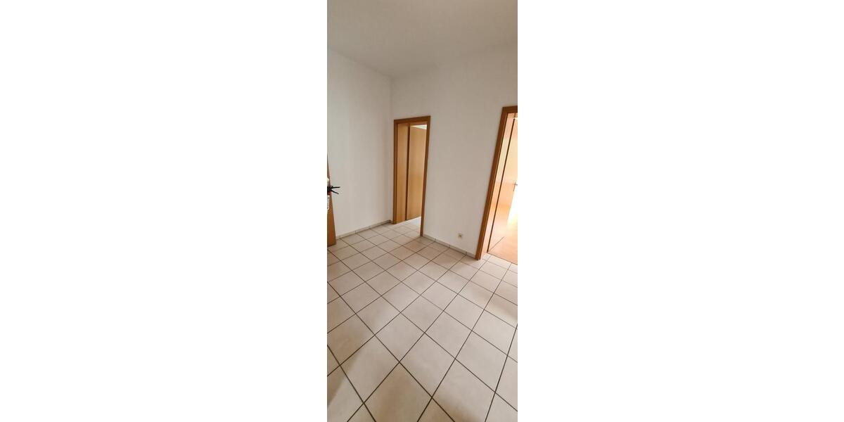 Etagenwohnung Radebeul - 2 Zimmer, 55 m&sup2;, 480&euro; | Angebot:25104031