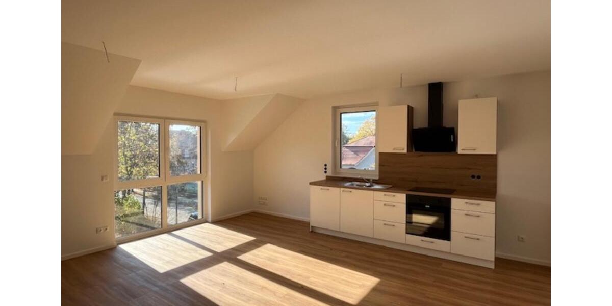 Dachgeschoßwohnung Falkensee - 2.5 Zimmer, 56 m&sup2;, 1.090&euro; | Angebot:25308170