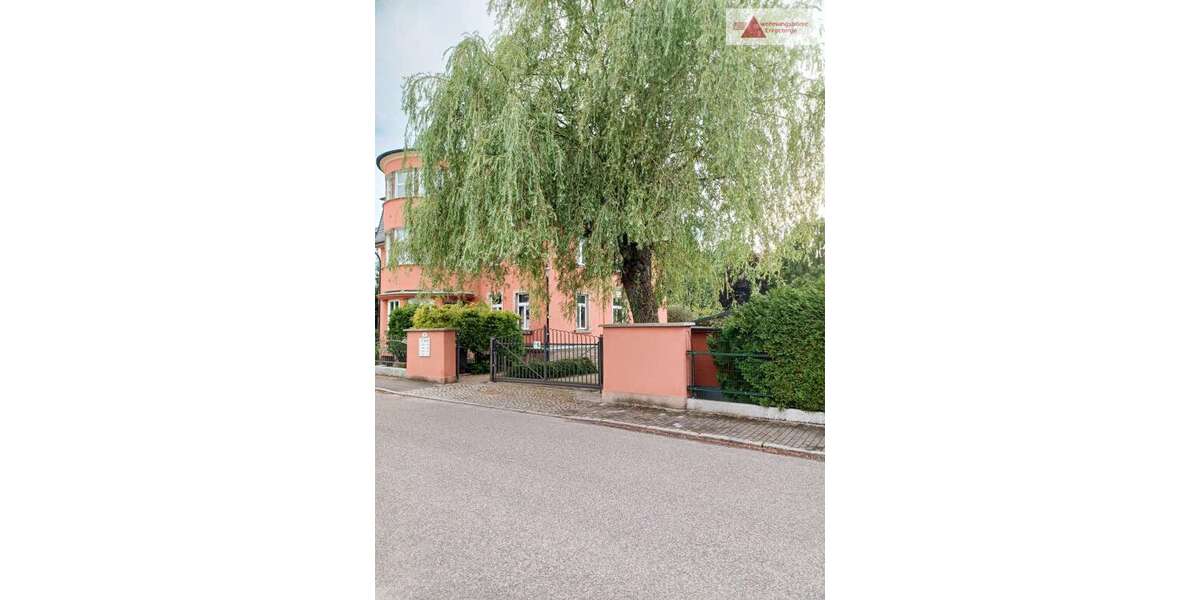 Etagenwohnung Thalheim - 3 Zimmer, 105 m&sup2;, 590&euro; | Angebot:27086385