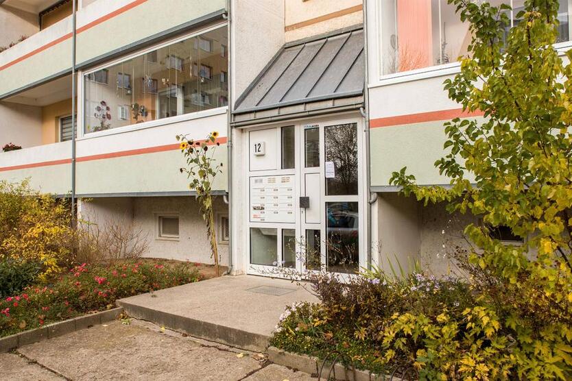 Gemütlicher Süd-Balkon in luftiger Höhe? zimmer