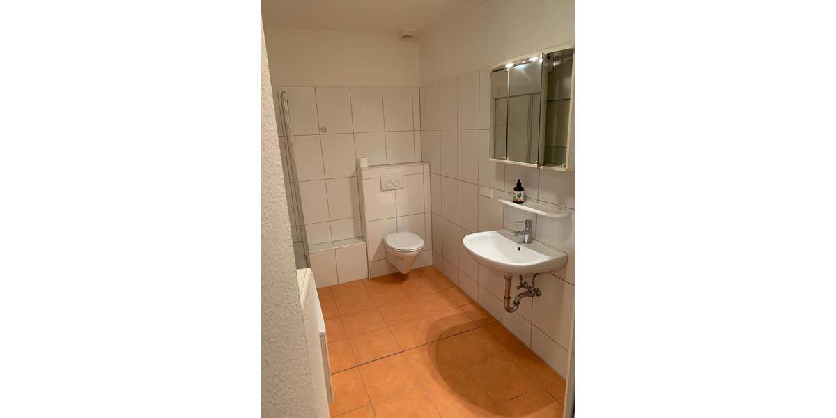 Etagenwohnung Hessisch Oldendorf - 2 Zimmer, 75 m&sup2;, 600&euro; | Angebot:26044855