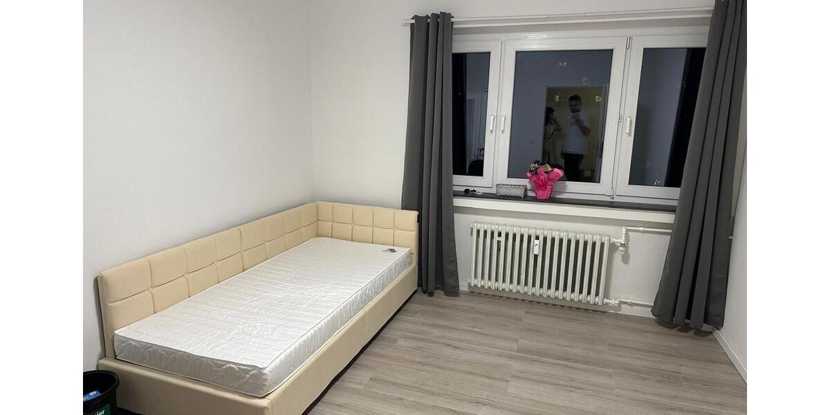 Etagenwohnung Karlsruhe Knielingen - 1 Zimmer, 15 m&sup2;, 600&euro; | Angebot:25963150