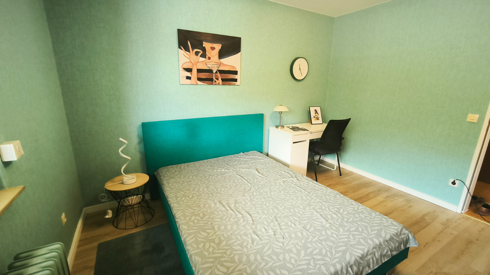 Möblierte 4-Zi.-Wohnung am Park – bis 31.08., 1600 €Monat VB