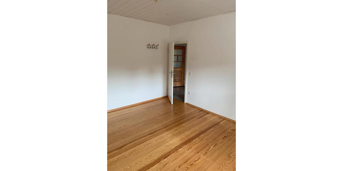 Erdgeschoßwohnung Ludwigshafen am Rhein Ludwigshafen-Hemshof - 1 Zimmer, 61 m&sup2;, 630&euro; | Angebot:26271426